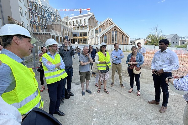 Chantier de déconstruction des résidences Pierrefonds et Trecesson à Rennes