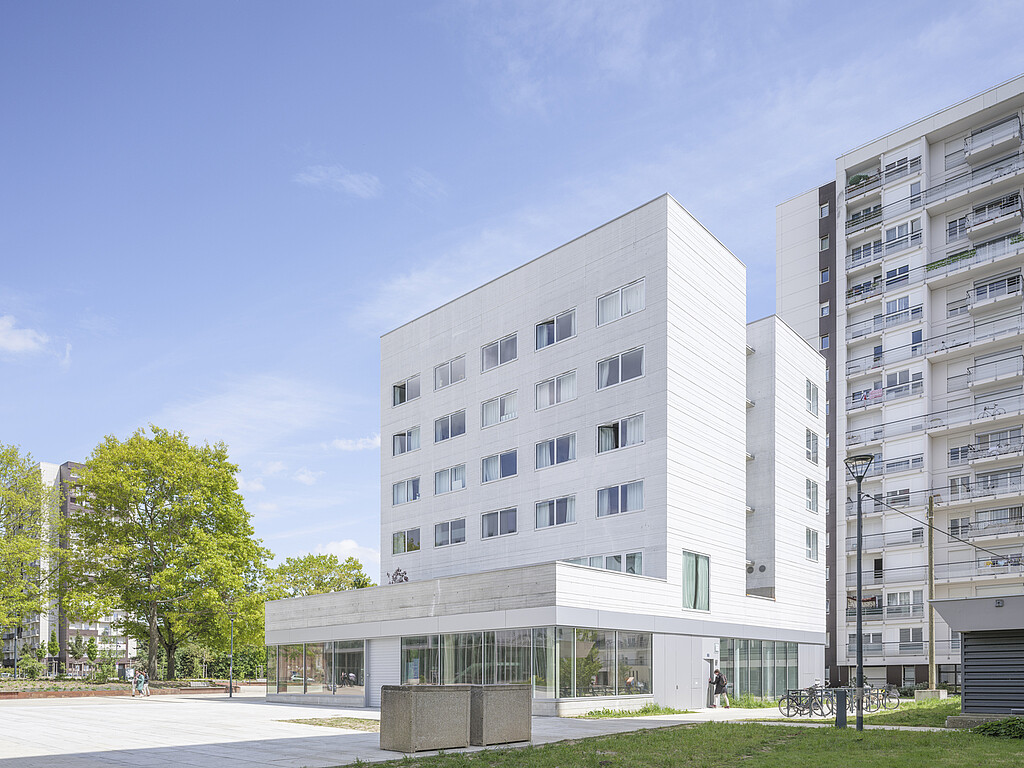 Vue d'ensemble de la résidence "Rose Dieng" pour jeunes actifs et étudiants à Rennes (35)
