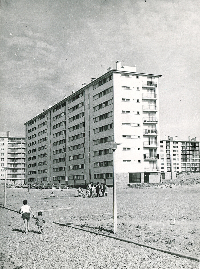 Photo noir et blanc du quartier Maurepas-Gayeulles à Rennes
