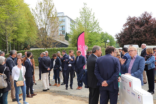 Pose de la première pierre d'Odacité à Rennes